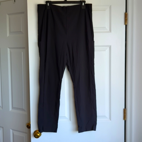 Athleta Wander stash skinny pants - Picture 1 of 6